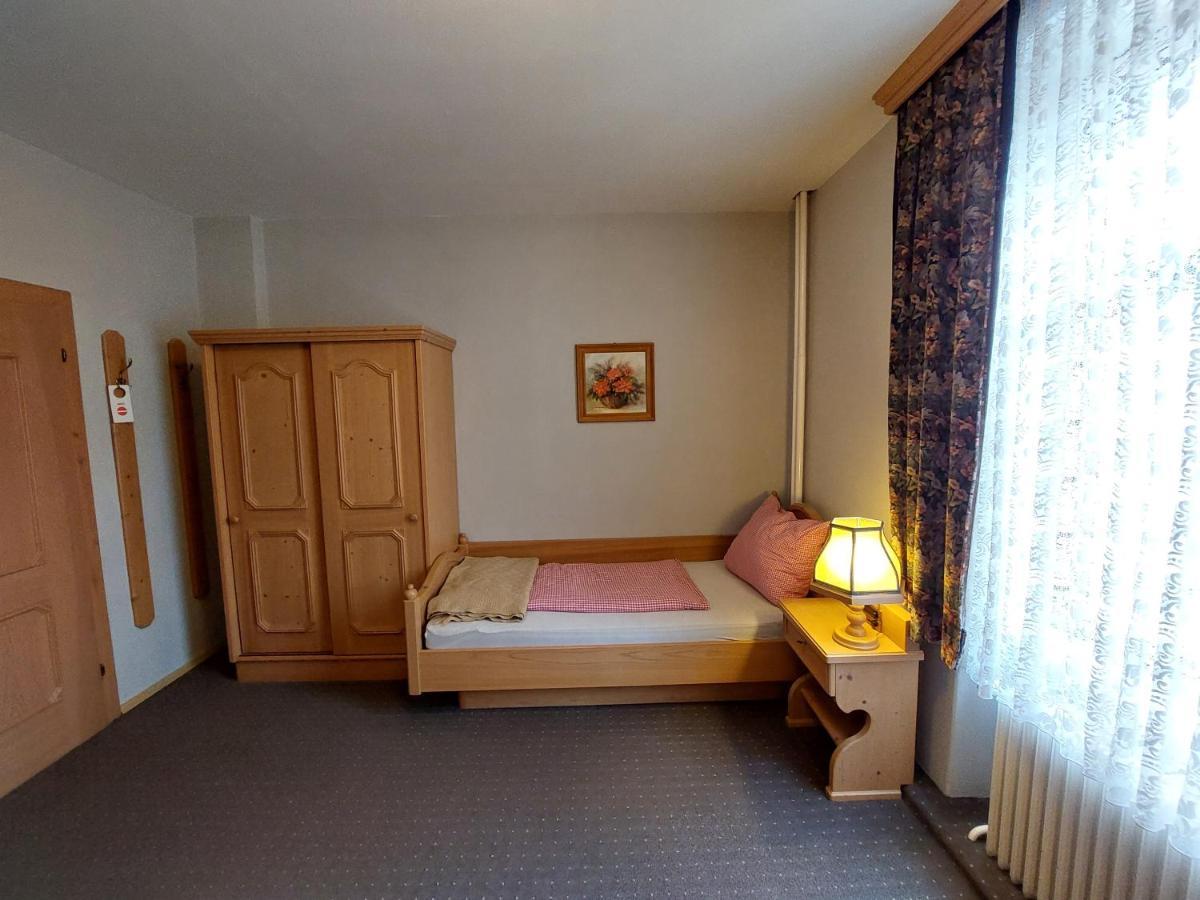 3 Raben - Leoben - Zimmer Fuer Geschaeftsreisende, Urlauber, Monteure Und Handwerker, Polski Pensjonat Austria Экстерьер фото