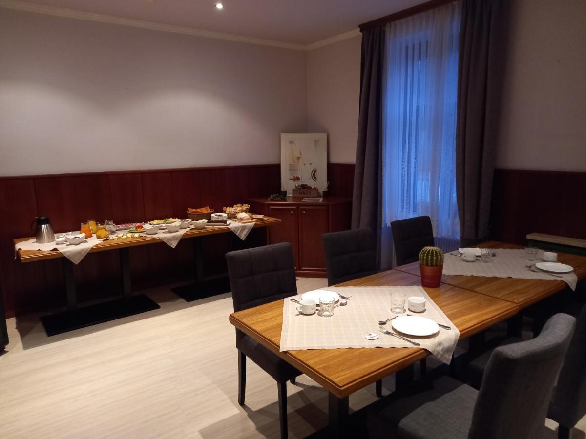 3 Raben - Leoben - Zimmer Fuer Geschaeftsreisende, Urlauber, Monteure Und Handwerker, Polski Pensjonat Austria Экстерьер фото