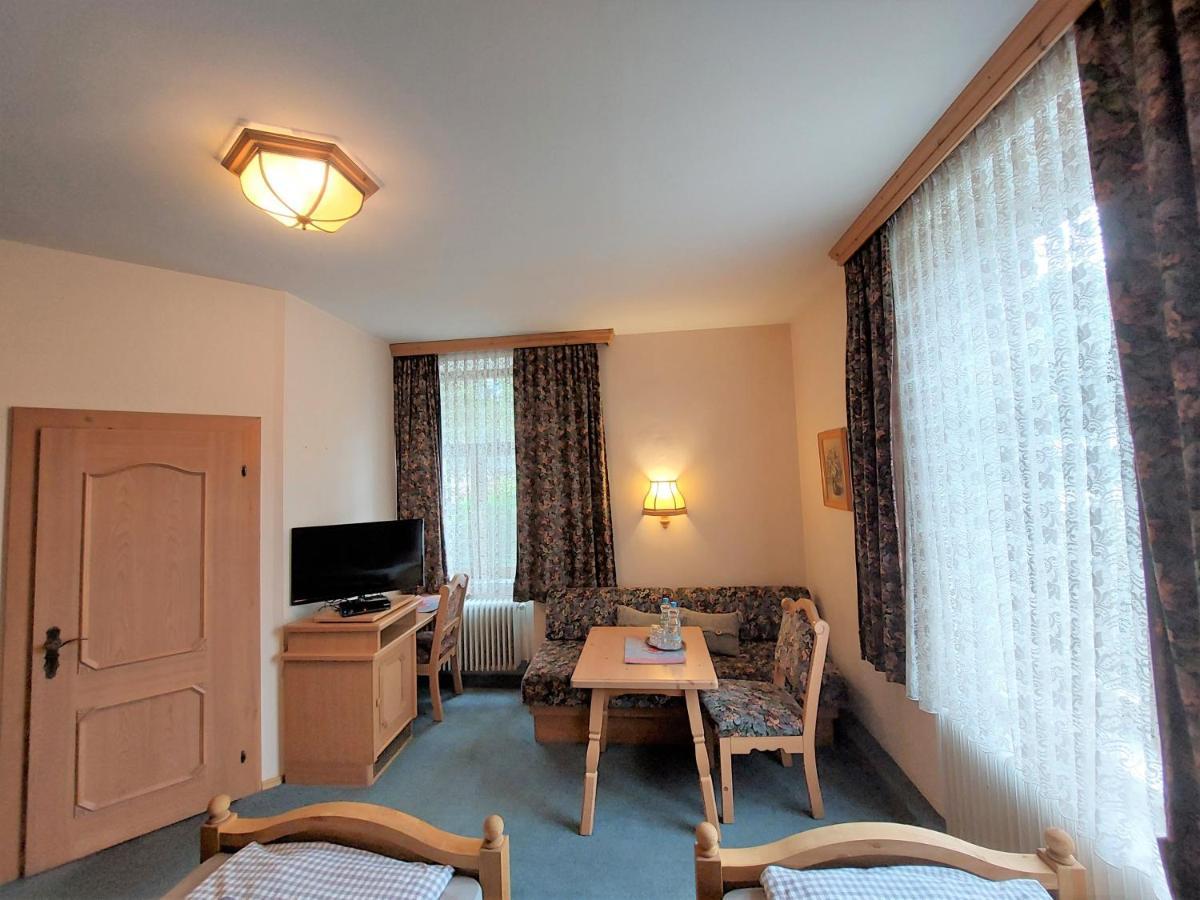 3 Raben - Leoben - Zimmer Fuer Geschaeftsreisende, Urlauber, Monteure Und Handwerker, Polski Pensjonat Austria Экстерьер фото